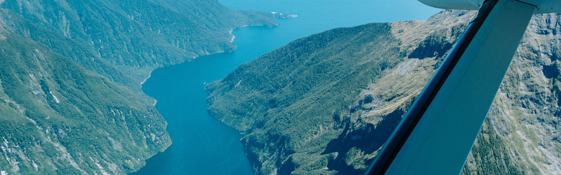 Exploring New Zealand by Helicopter Flights